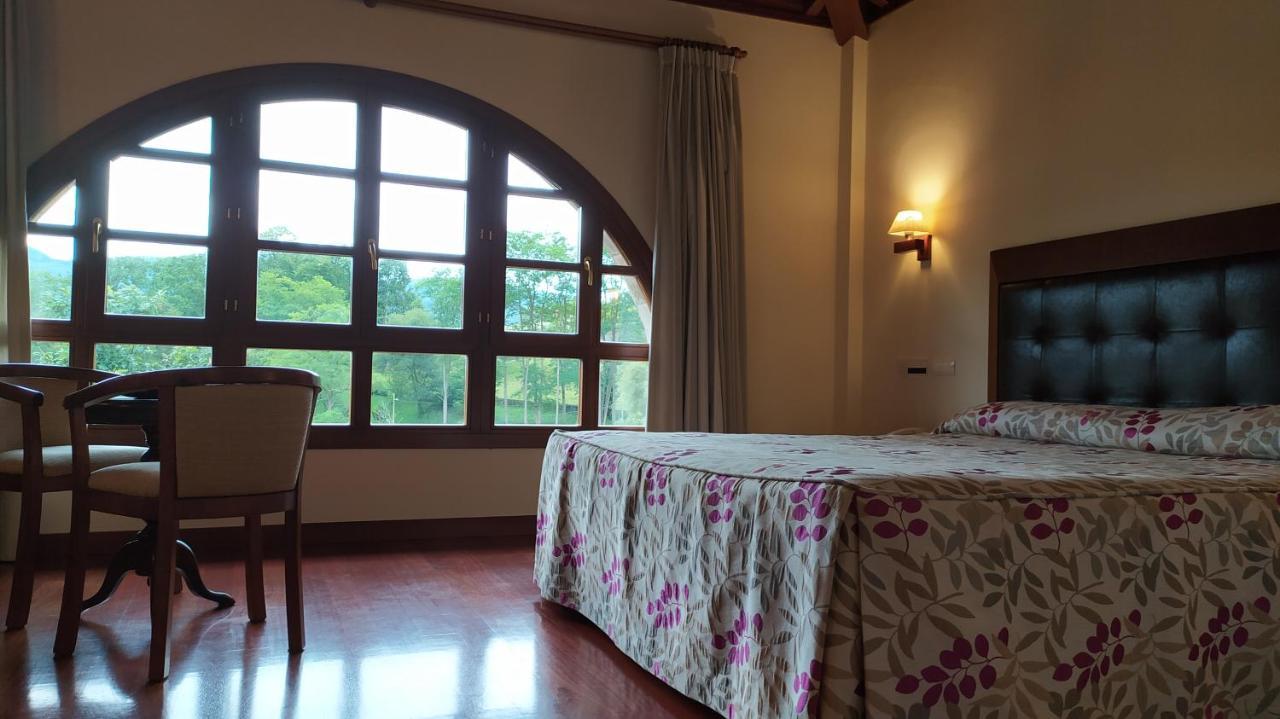 Hotel Valle Las Luinas Soto de Luiña Dış mekan fotoğraf