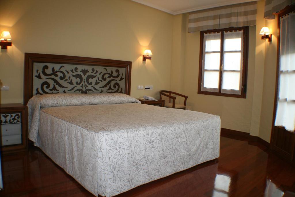 Hotel Valle Las Luinas Soto de Luiña Oda fotoğraf