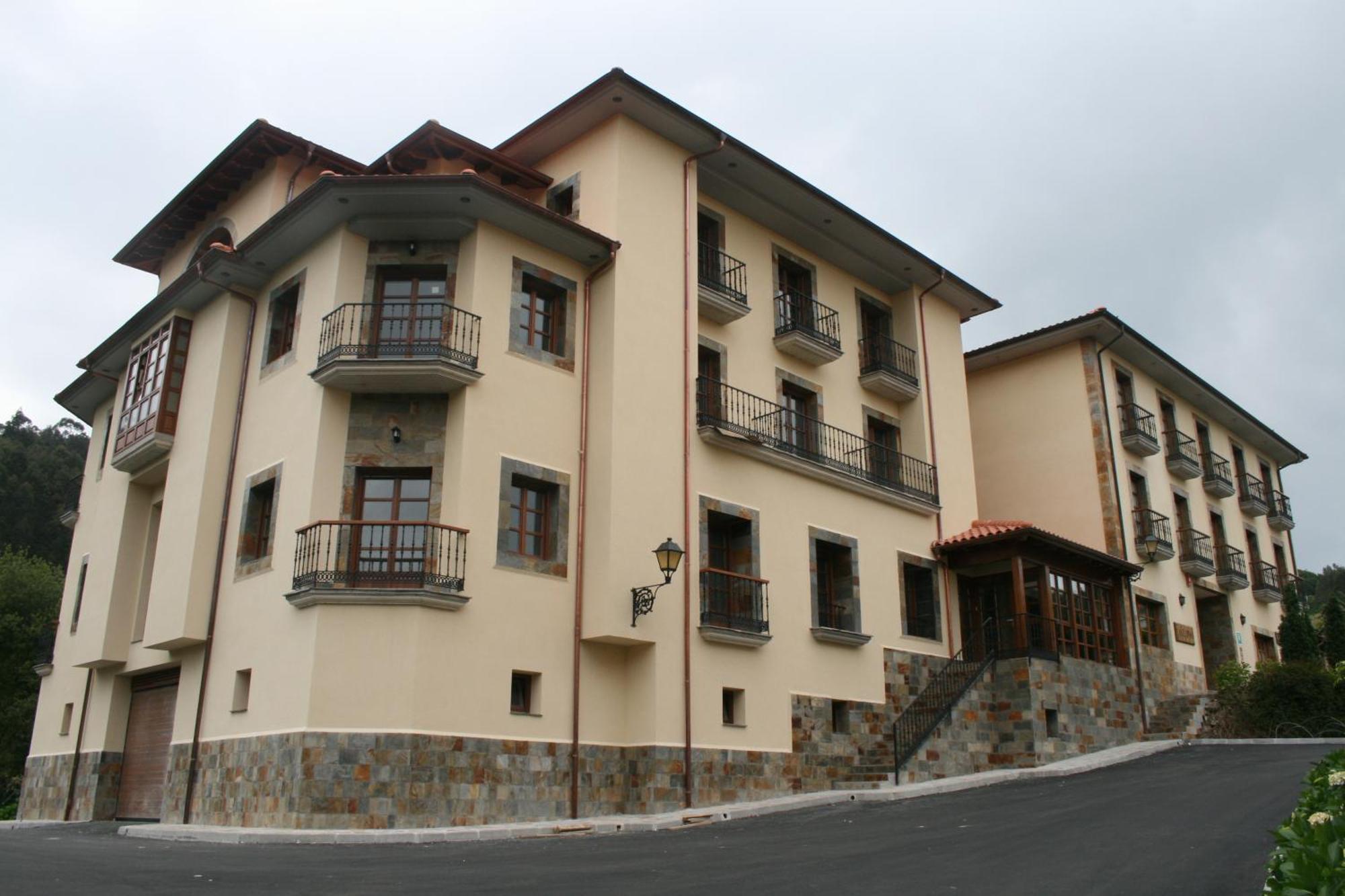 Hotel Valle Las Luinas Soto de Luiña Dış mekan fotoğraf
