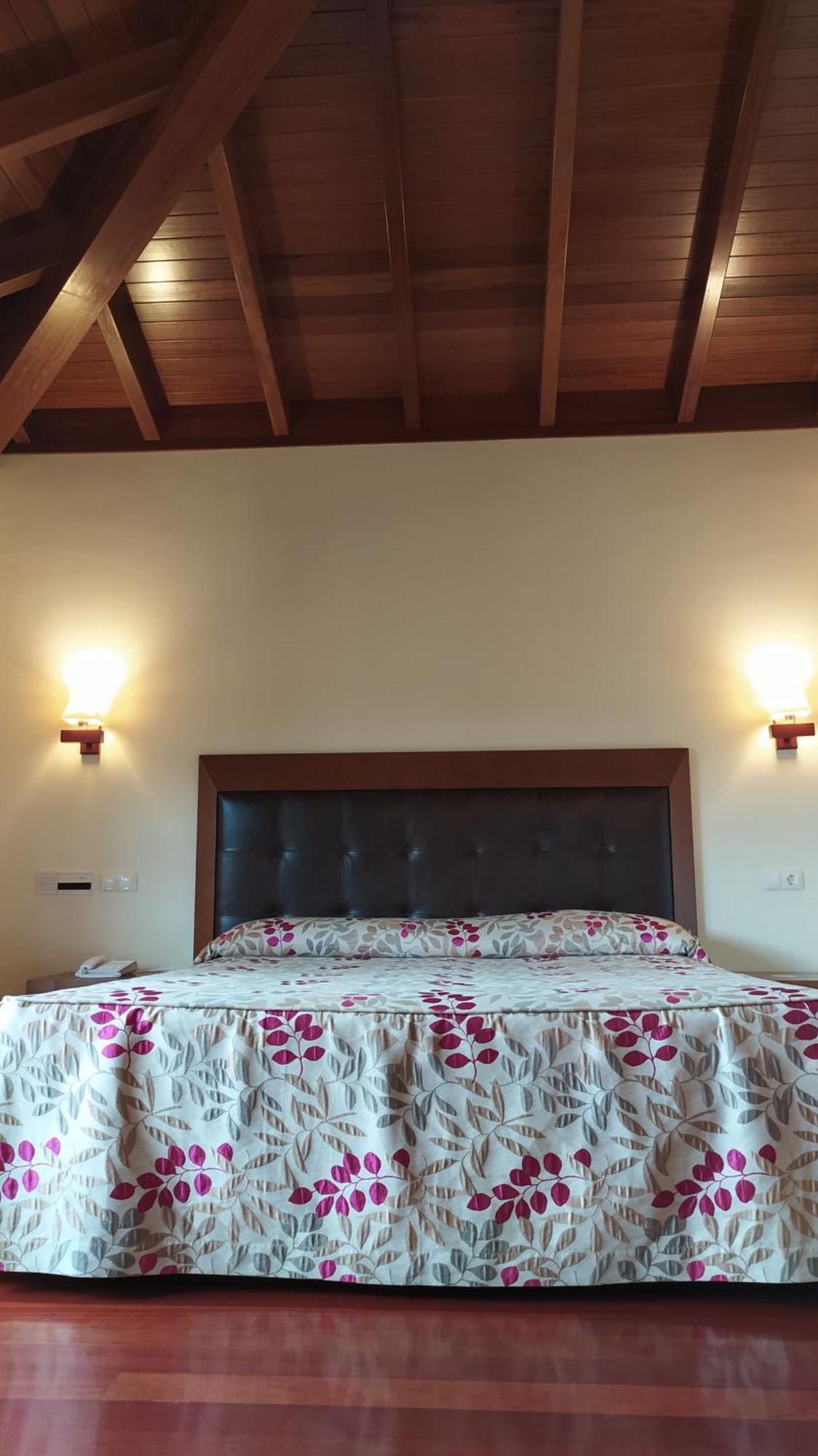 Hotel Valle Las Luinas Soto de Luiña Oda fotoğraf