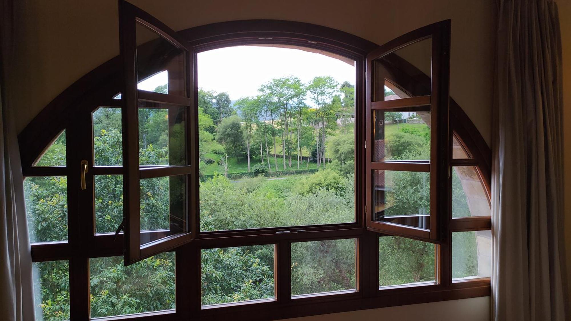 Hotel Valle Las Luinas Soto de Luiña Oda fotoğraf