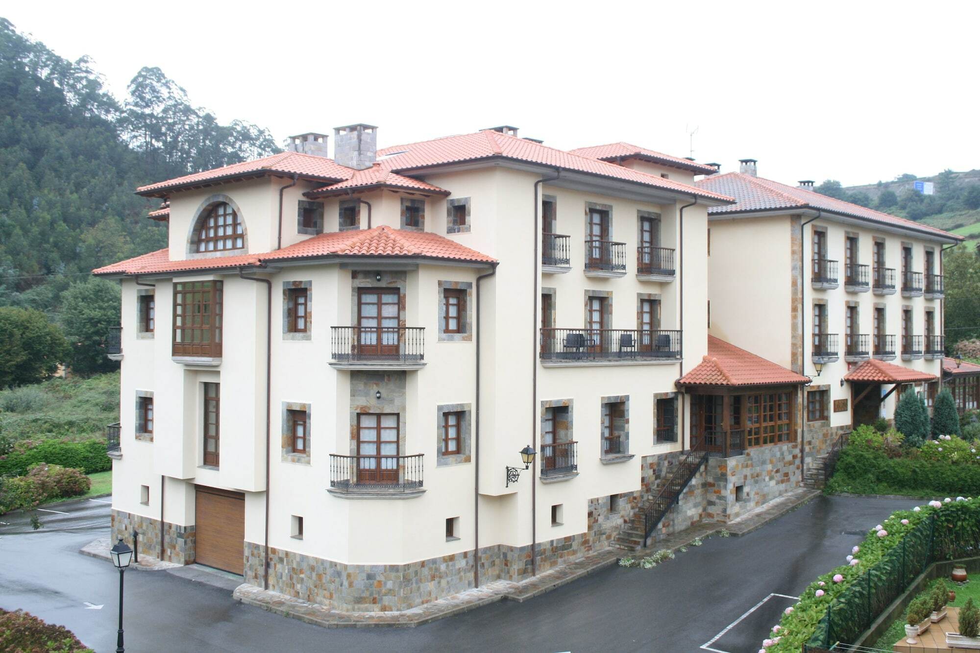 Hotel Valle Las Luinas Soto de Luiña Dış mekan fotoğraf